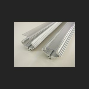 Rohový hliníkový profil pro LED pásek s nacvakávacím difusorem - barva stříbrná